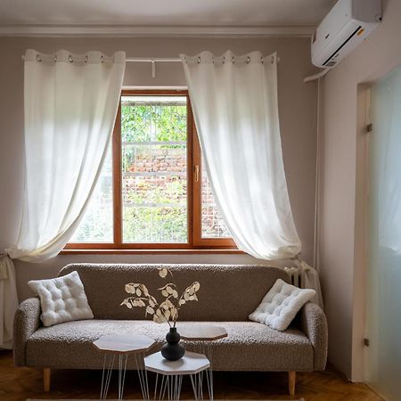 Beautiful Two-Bedroom Apartment In City Center Sofia Exterior foto
